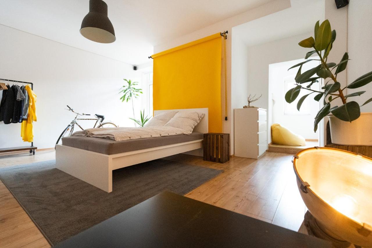 Altbau-Studio 230m² mit Wintergarten bis 10 Pers. Erfurt Buitenkant foto
