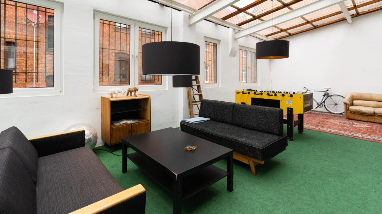 Altbau-Studio 230m² mit Wintergarten bis 10 Pers. Erfurt Buitenkant foto