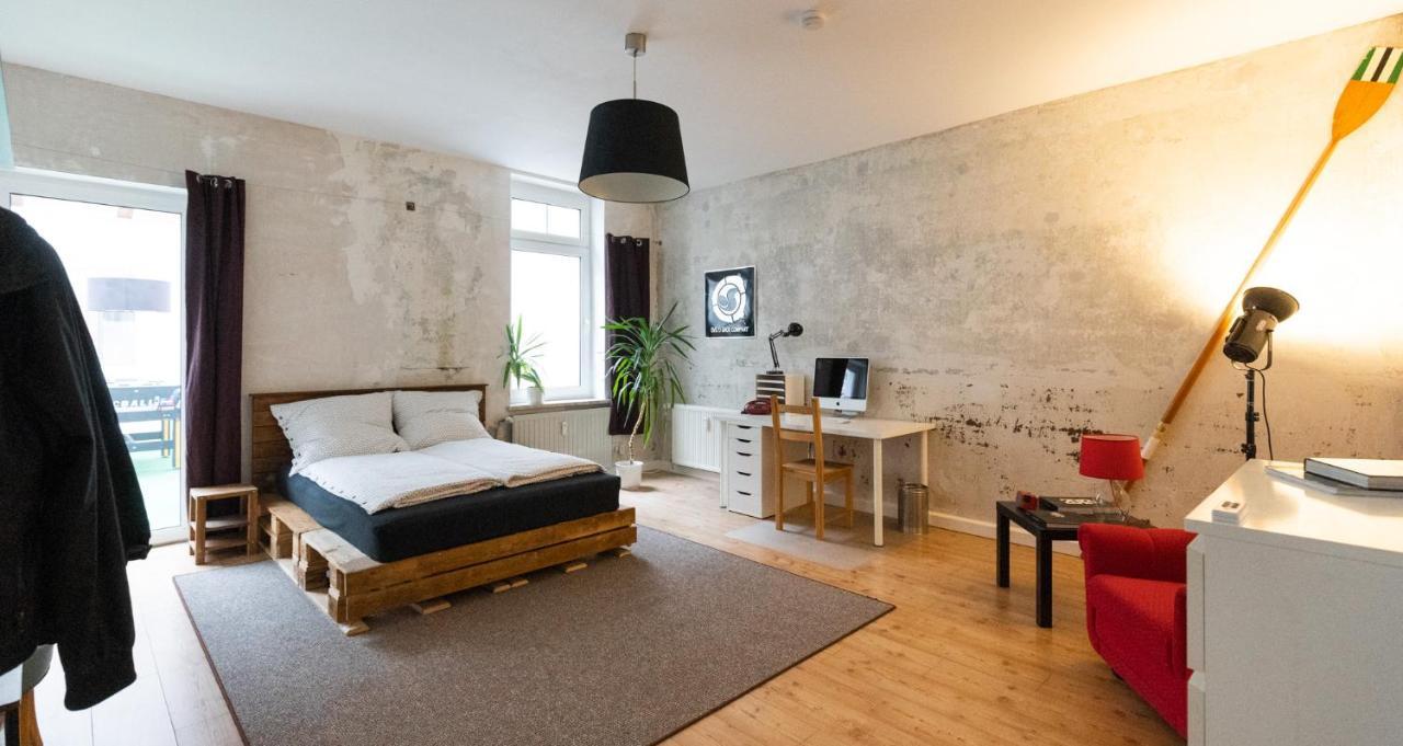 Altbau-Studio 230m² mit Wintergarten bis 10 Pers. Erfurt Buitenkant foto